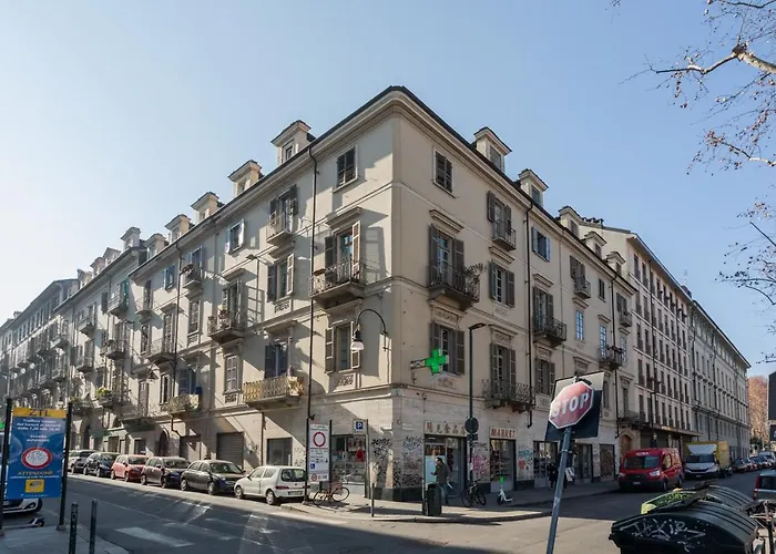 Light Blue By Wonderful Italy * تورينو